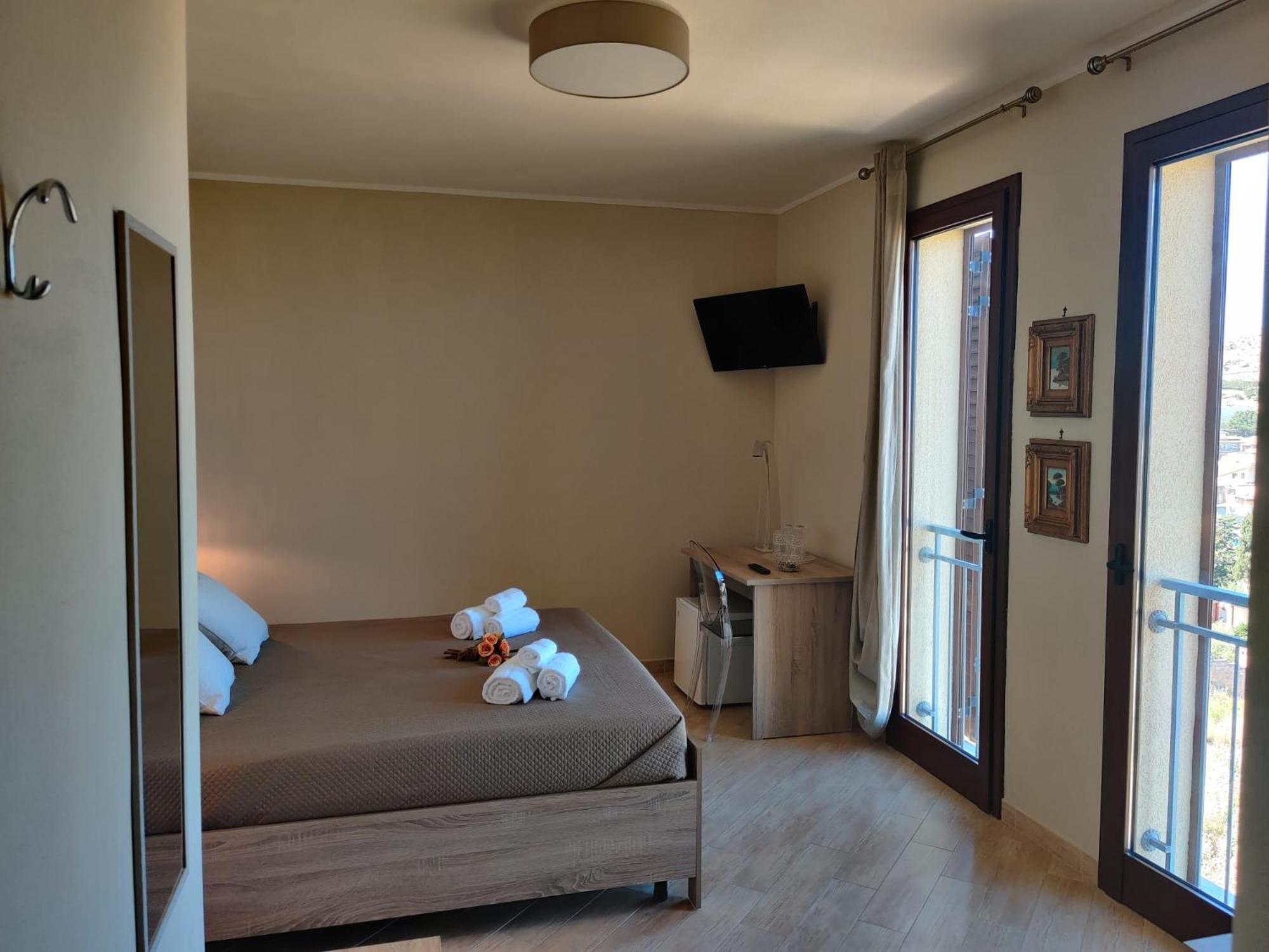 Raggi Di Sole Bed and Breakfast Custonaci Værelse billede